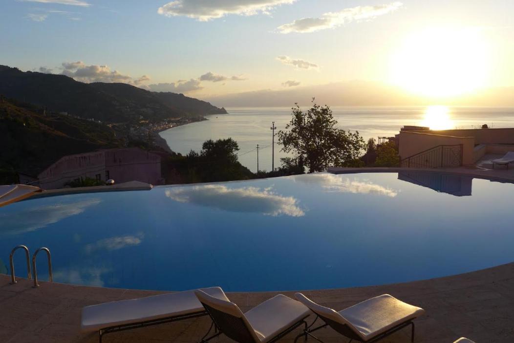 Taormina Romantic Apartment By Taormina Holidays Exterior photo